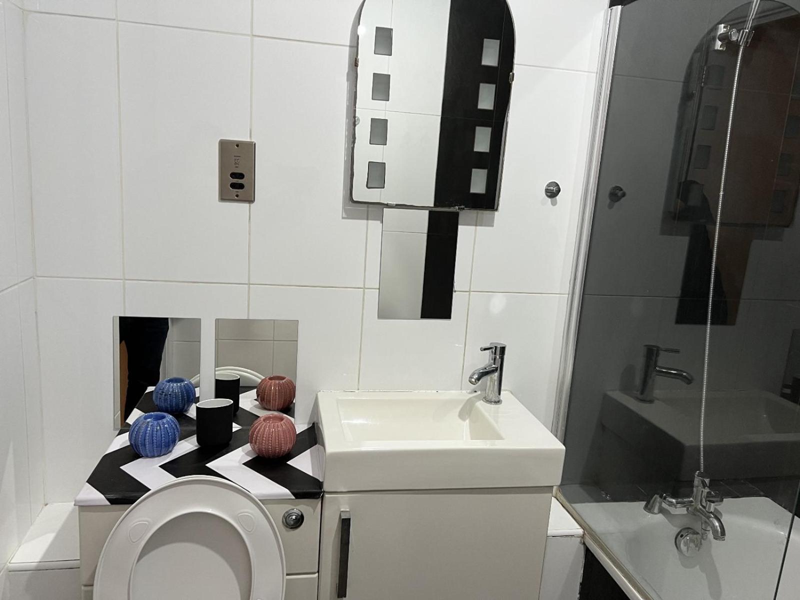 Cosy Entire Flat In Whitechapel Londen